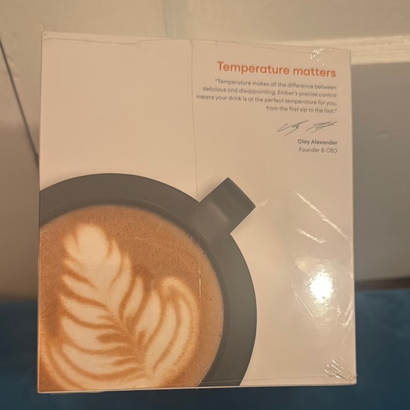 Ember Black Temperature Control Mug - Picture 4 of 4